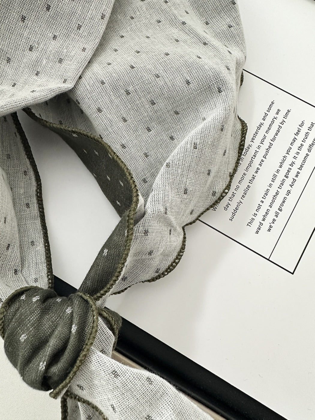 Scarvii - Polka Dots Double-sided Triangle Scarf