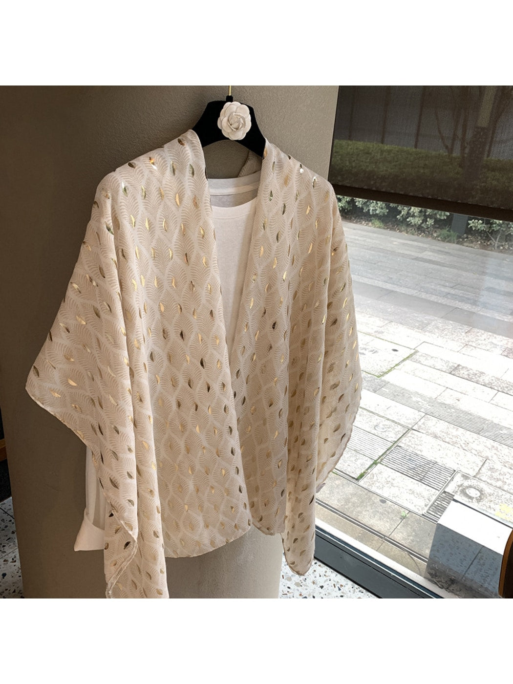 Scarvii - Leaf Print Draped Layering Fashion Wrap Scarf