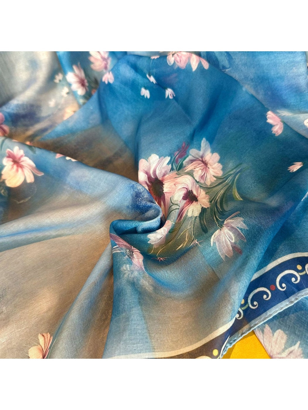 Scarvii - Dreamy Blue Floral Print Fashion Square Scarf