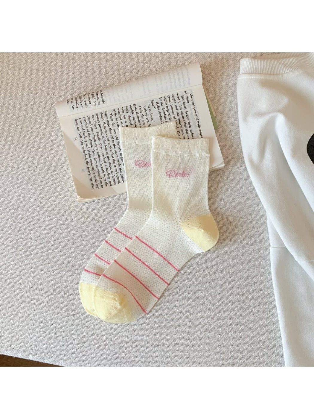 Rufia - Apple Embroidered Mesh Ruffle Ankle Socks