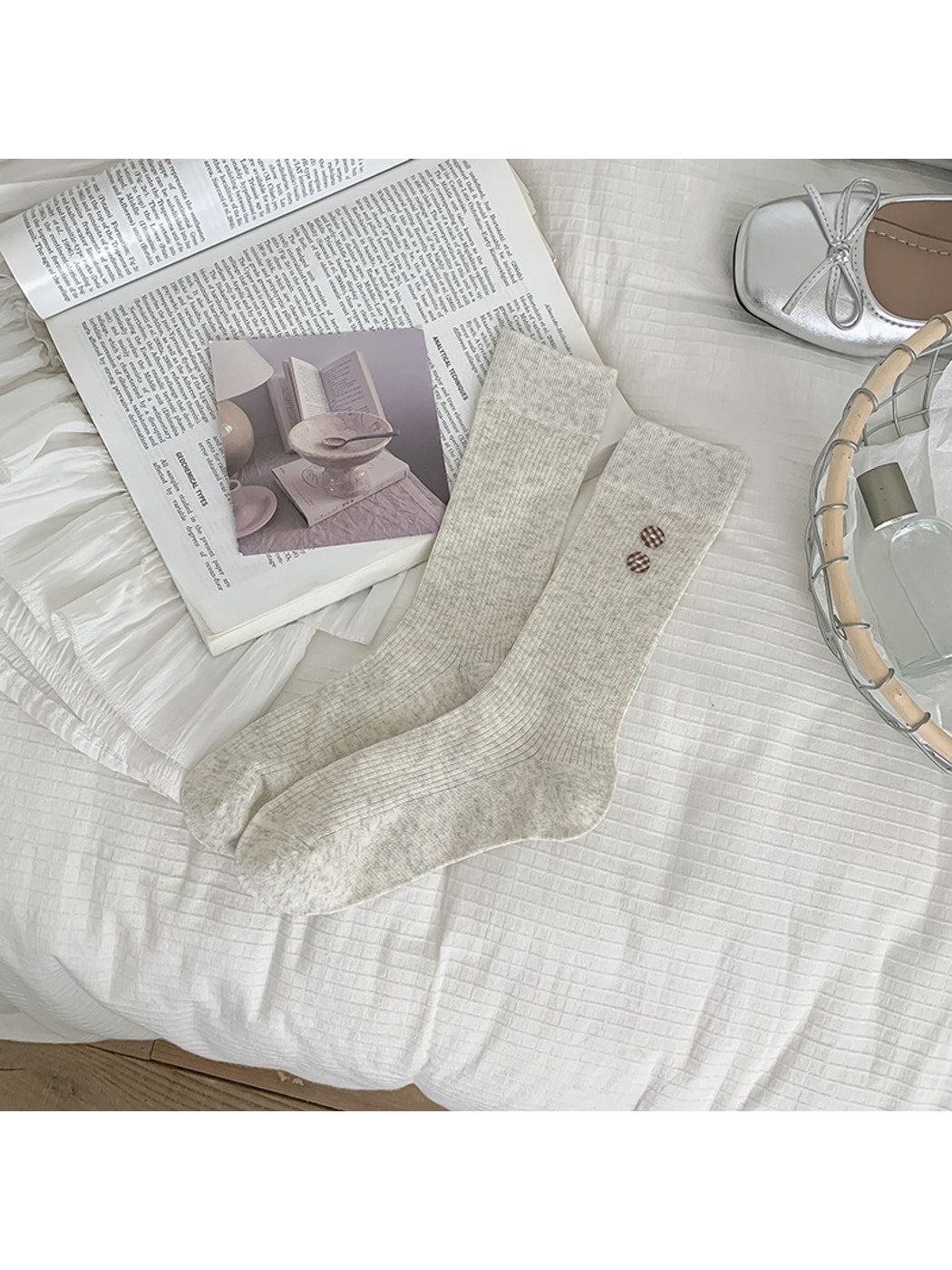 Rufia - Solid Color Button Detail Crew Socks