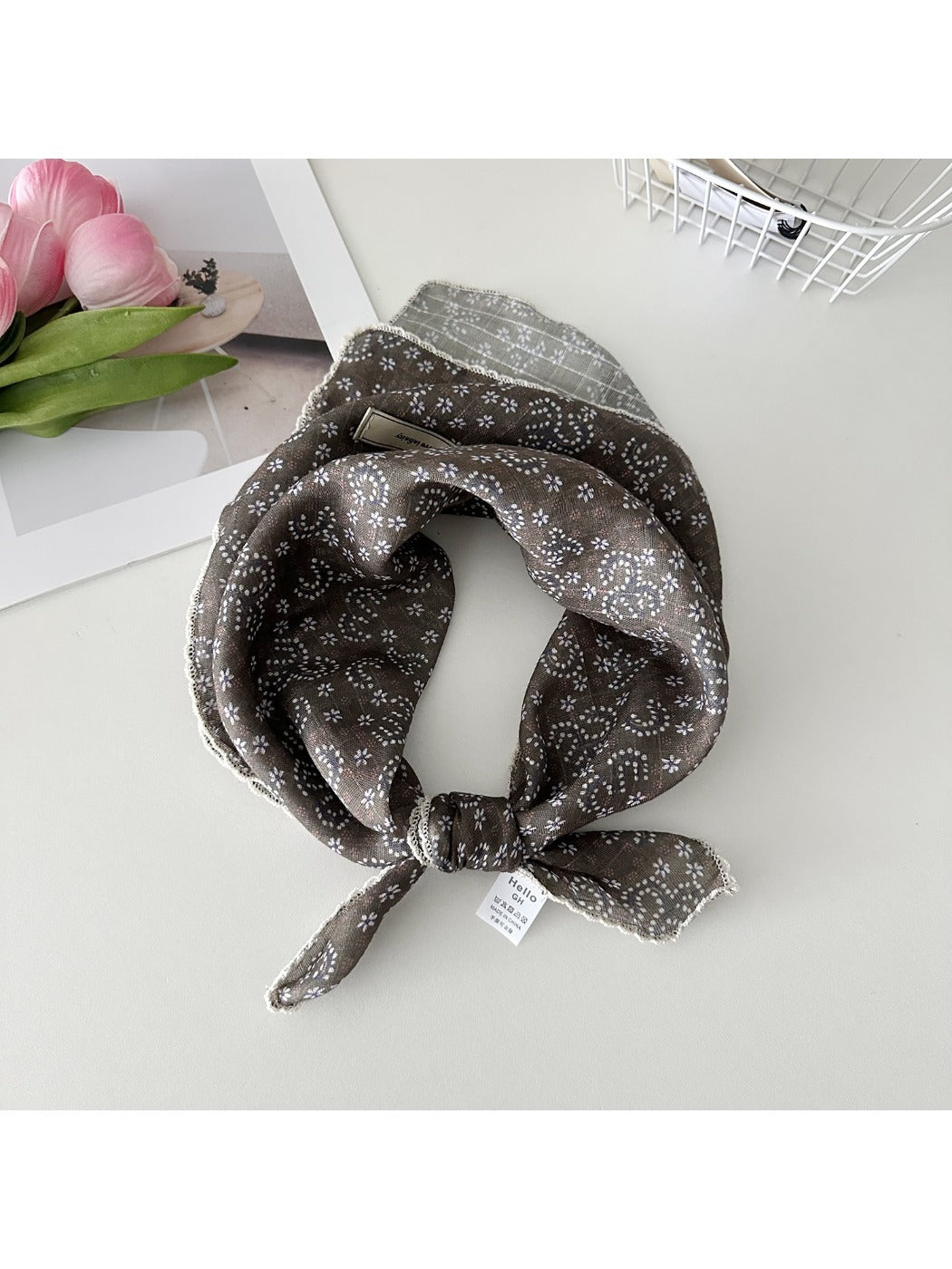Scarvii - Vintage Floral Print Square Scarf