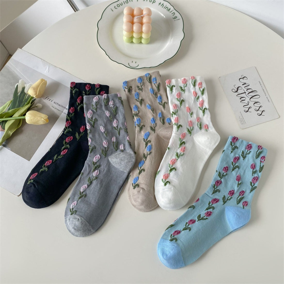 Rufia - Embossed Tulip Pattern Mid-Calf Socks