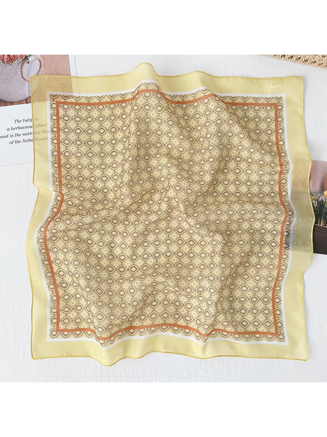 Scarvii - Retro Border Print Fashion Square Scarf