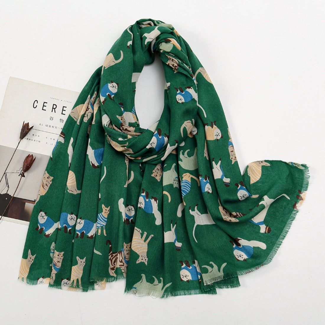 Scarvii - Cute Cat Pattern Scarf