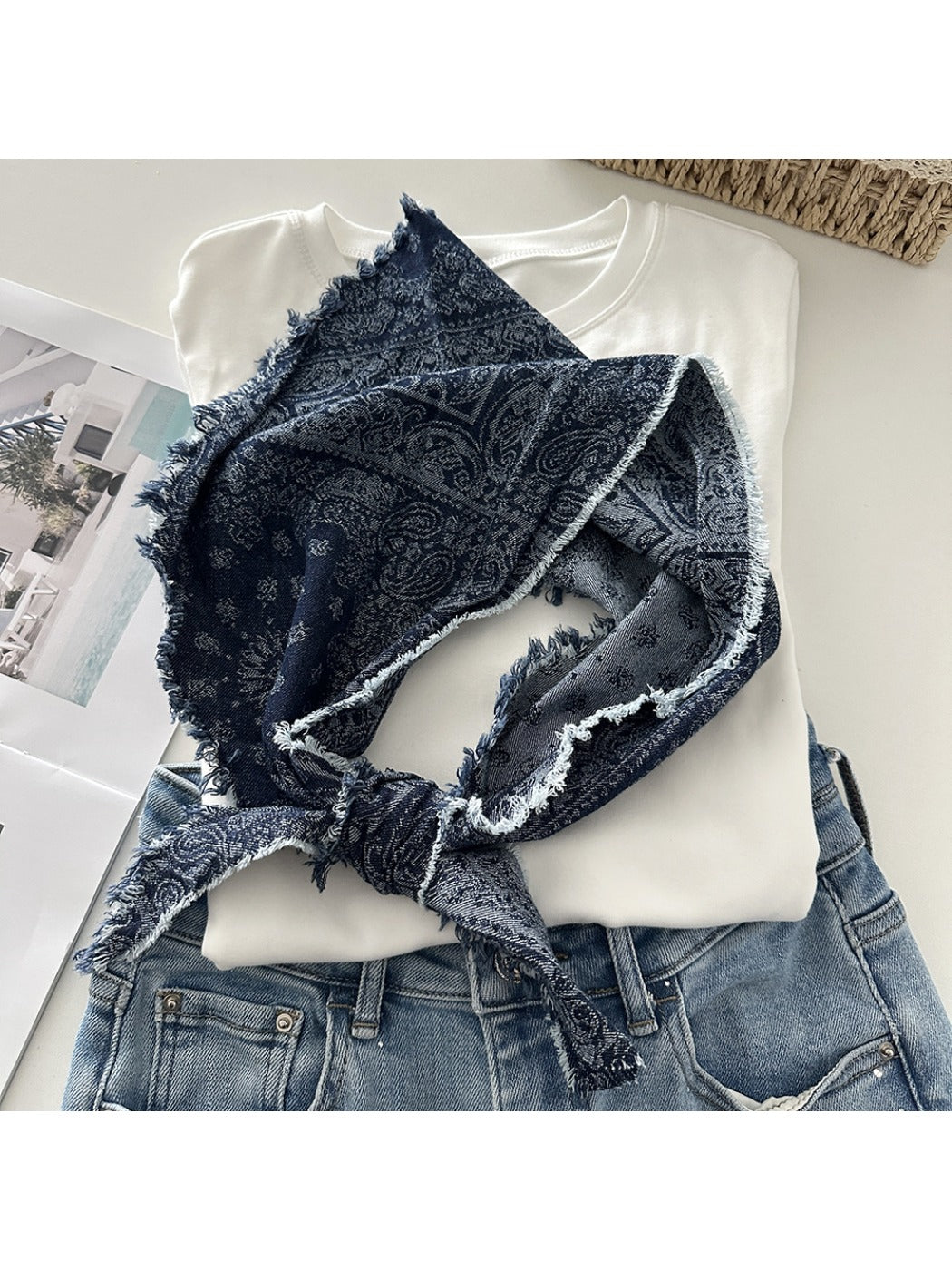 Scarvii - Unisex Vintage Frayed Triangle Scarf