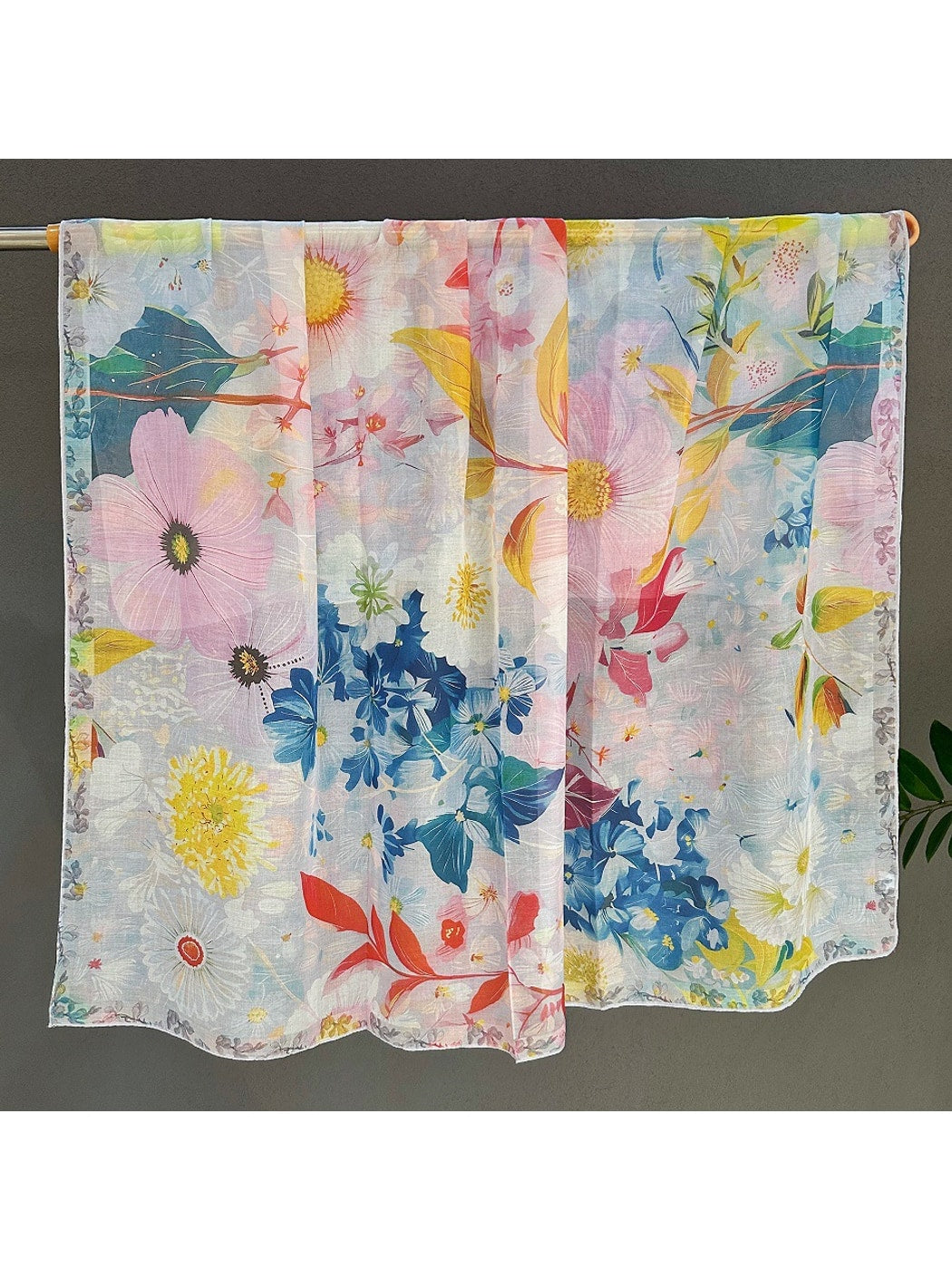 Scarvii - Bright Romantic Floral Printed Square Scarf