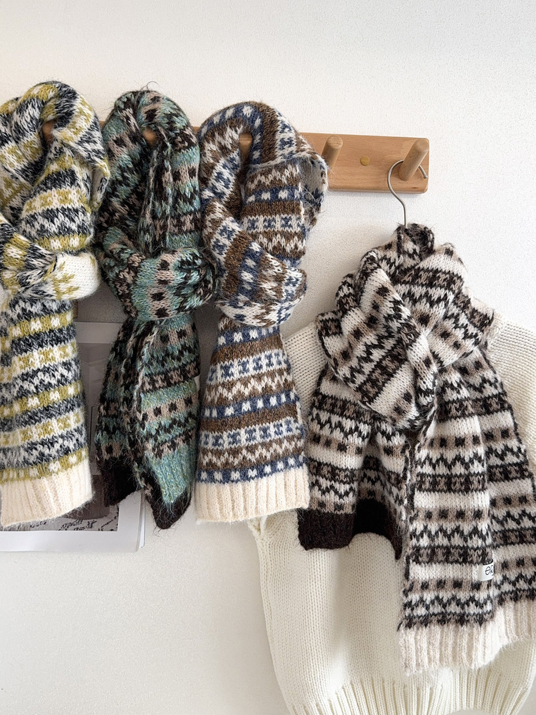 Scarvii - Cozy Fair Isle Winter Scarf