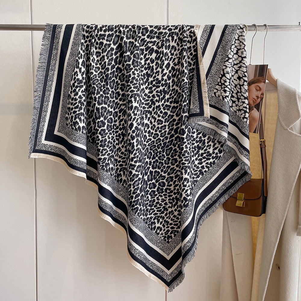 Scarvii - Fashionable Leopard Print Scarf