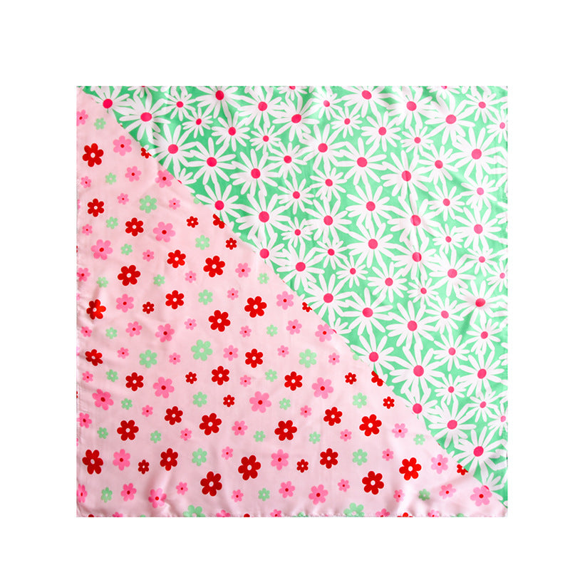 Scarvii - Daisy Square Scarf