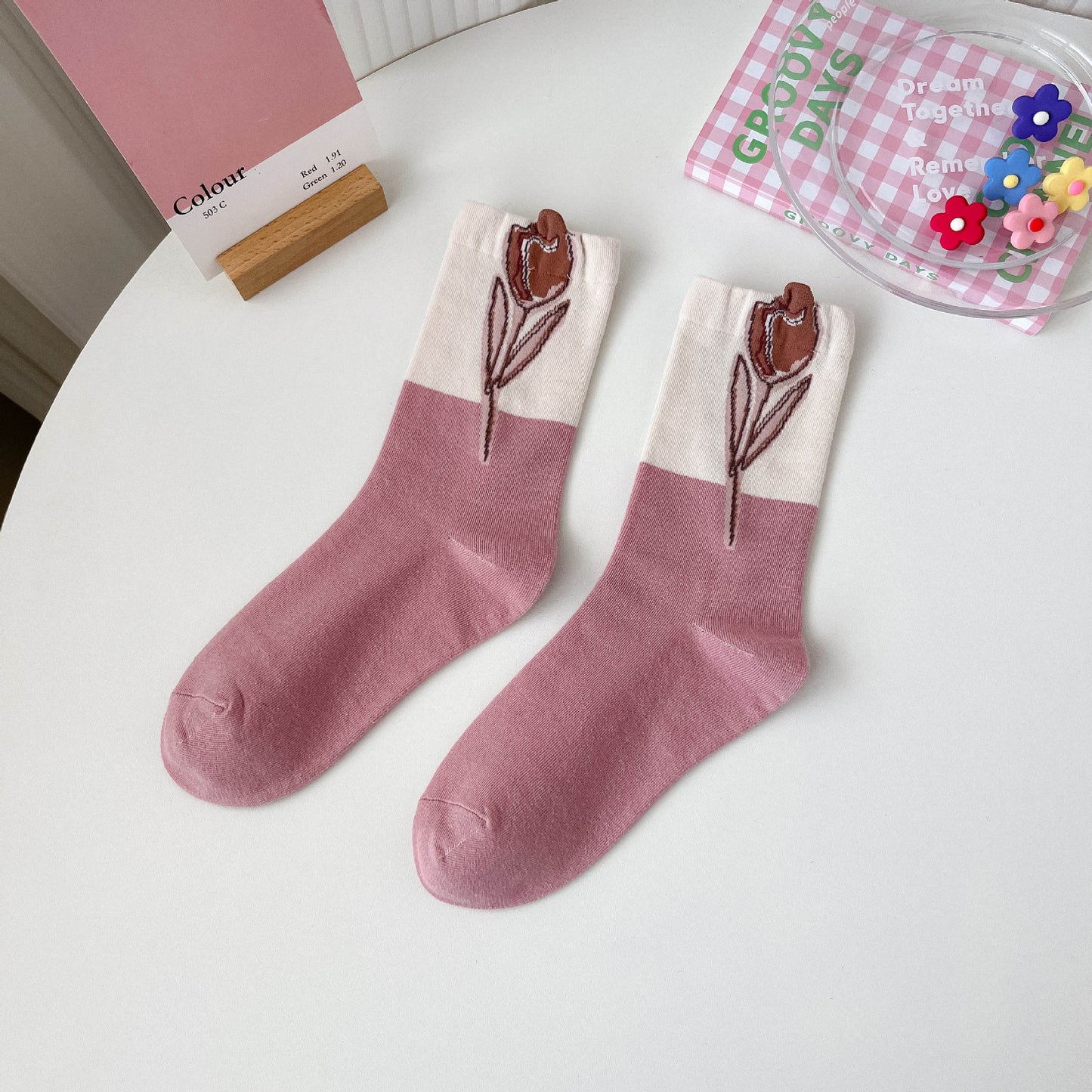 Rufia - Cute Patterned Socks in Pink and White