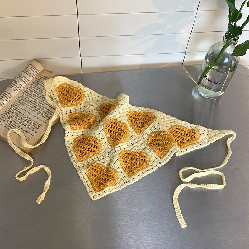 Scarvii - Heart Crochet Headband