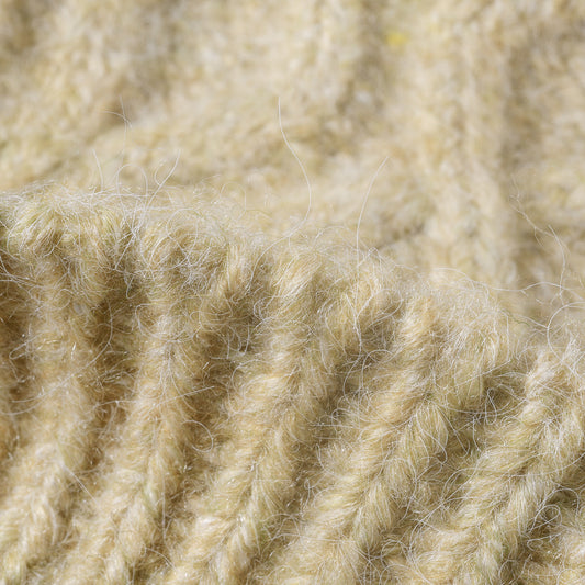 Red cable-knit cuffed beanie product view