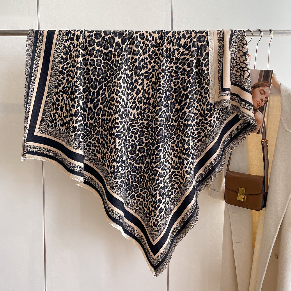 Scarvii - Fashionable Leopard Print Scarf