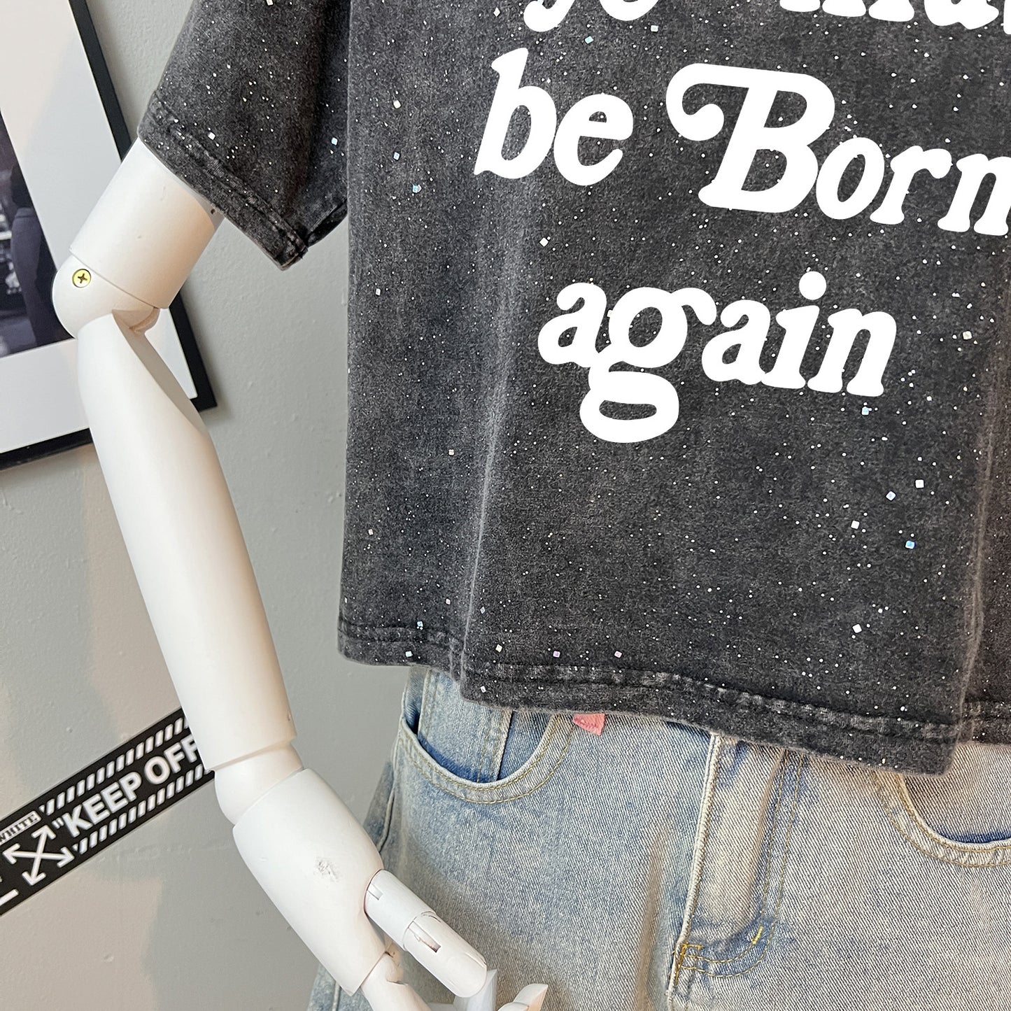Teesher - Cropped Black Star & Letter Print T-Shirt