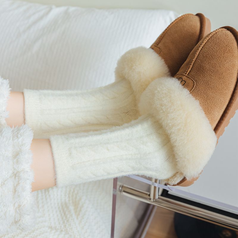 Rufia - 5 Pairs Solid Color Plush Socks