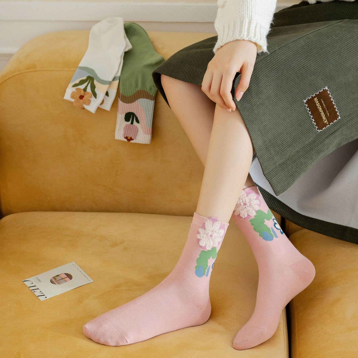 Rufia - 3D Floral Women’s Mid-Calf Socks