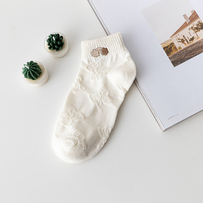 Rufia - White Embroidered Short Socks