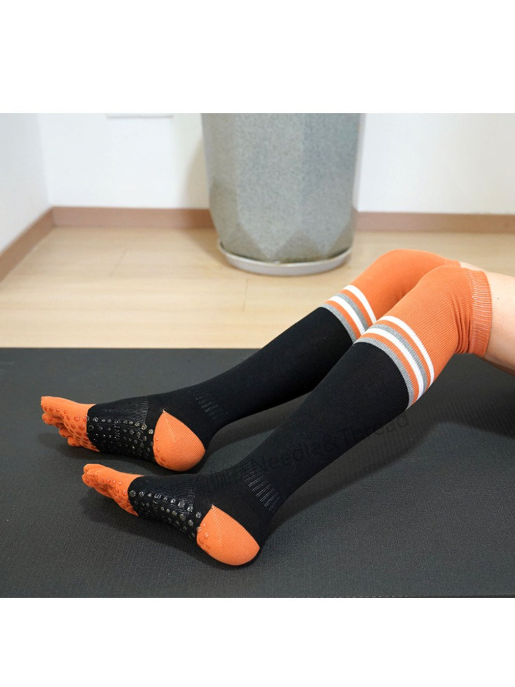 Rufia - Five-Toe Grip Training Knee Socks