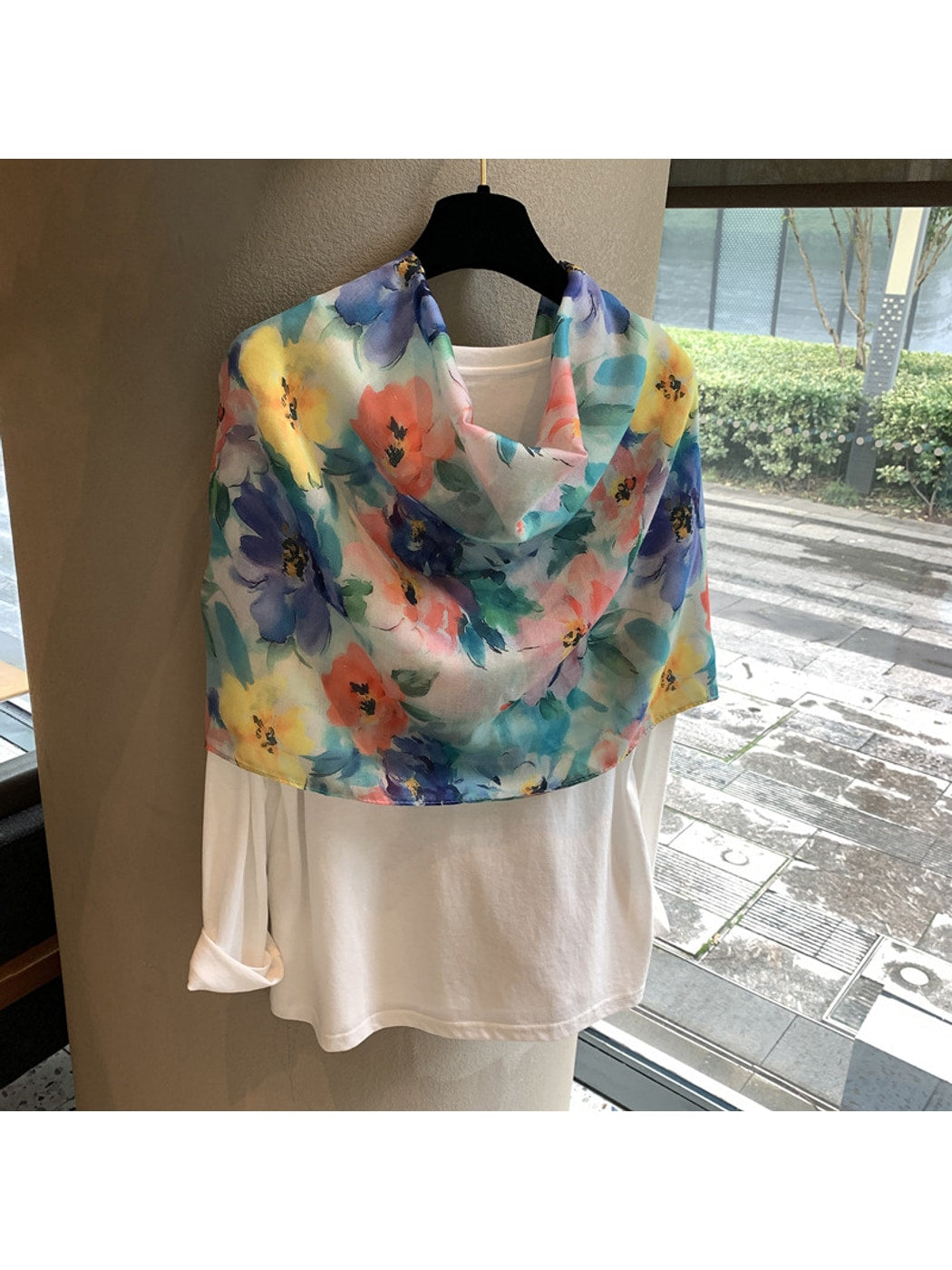 Scarvii - Watercolor Floral Print Long Scarf