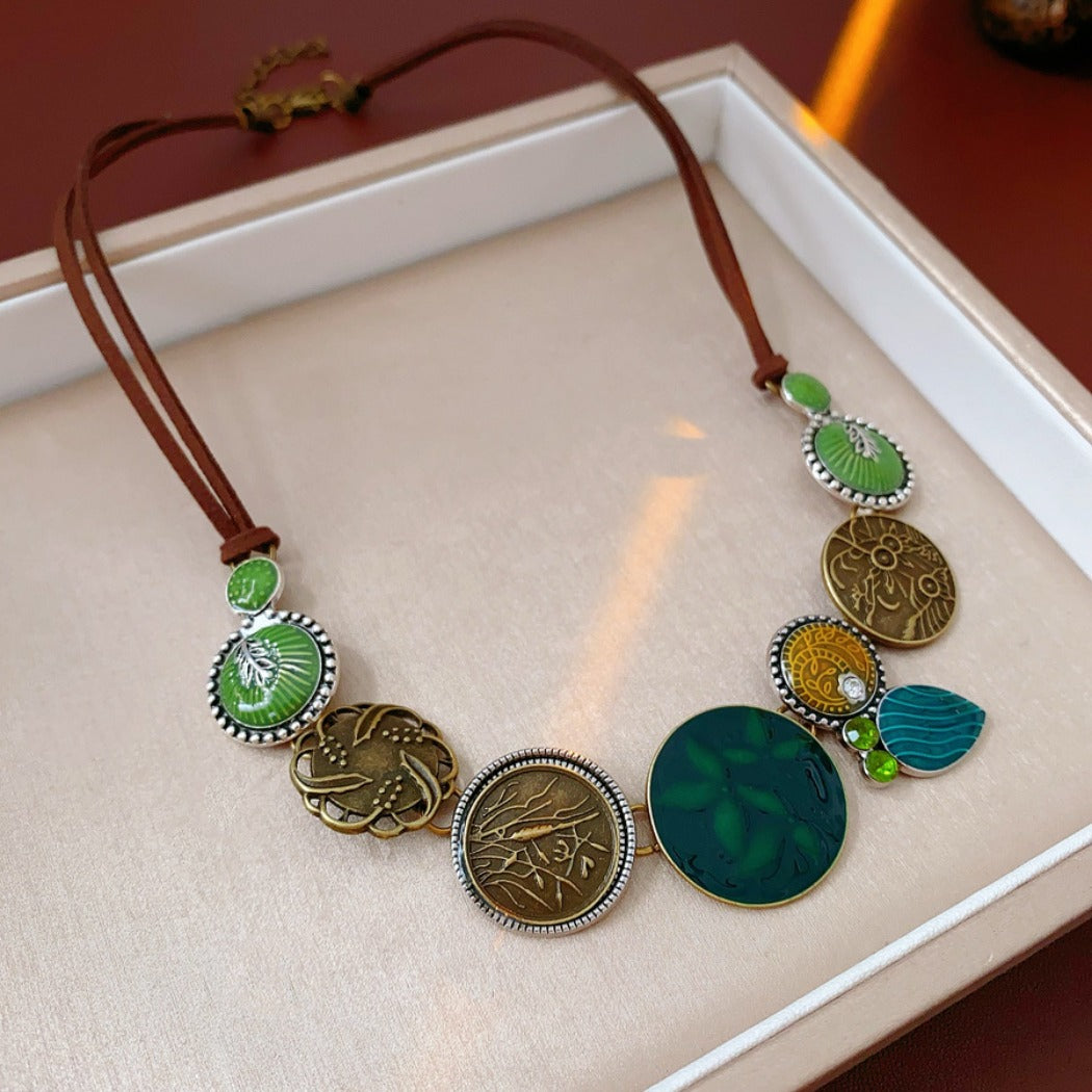 Bauai - Boho Round Bead Necklace with Leaf Charm - Vintage