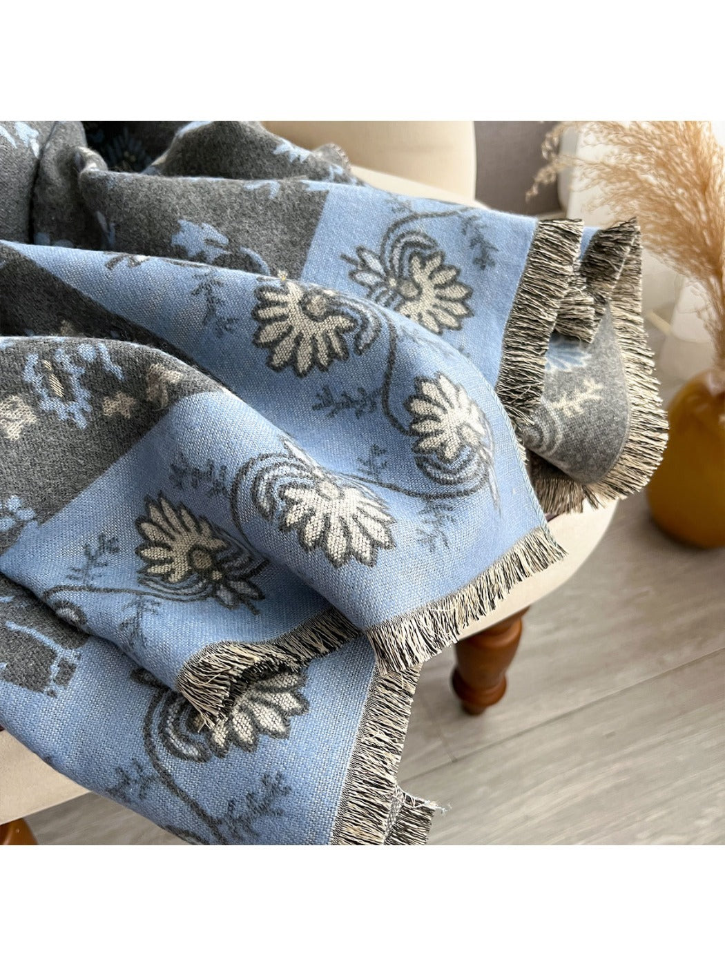Scarvii – Reversible Paisley Fringe Scarf & Wrap