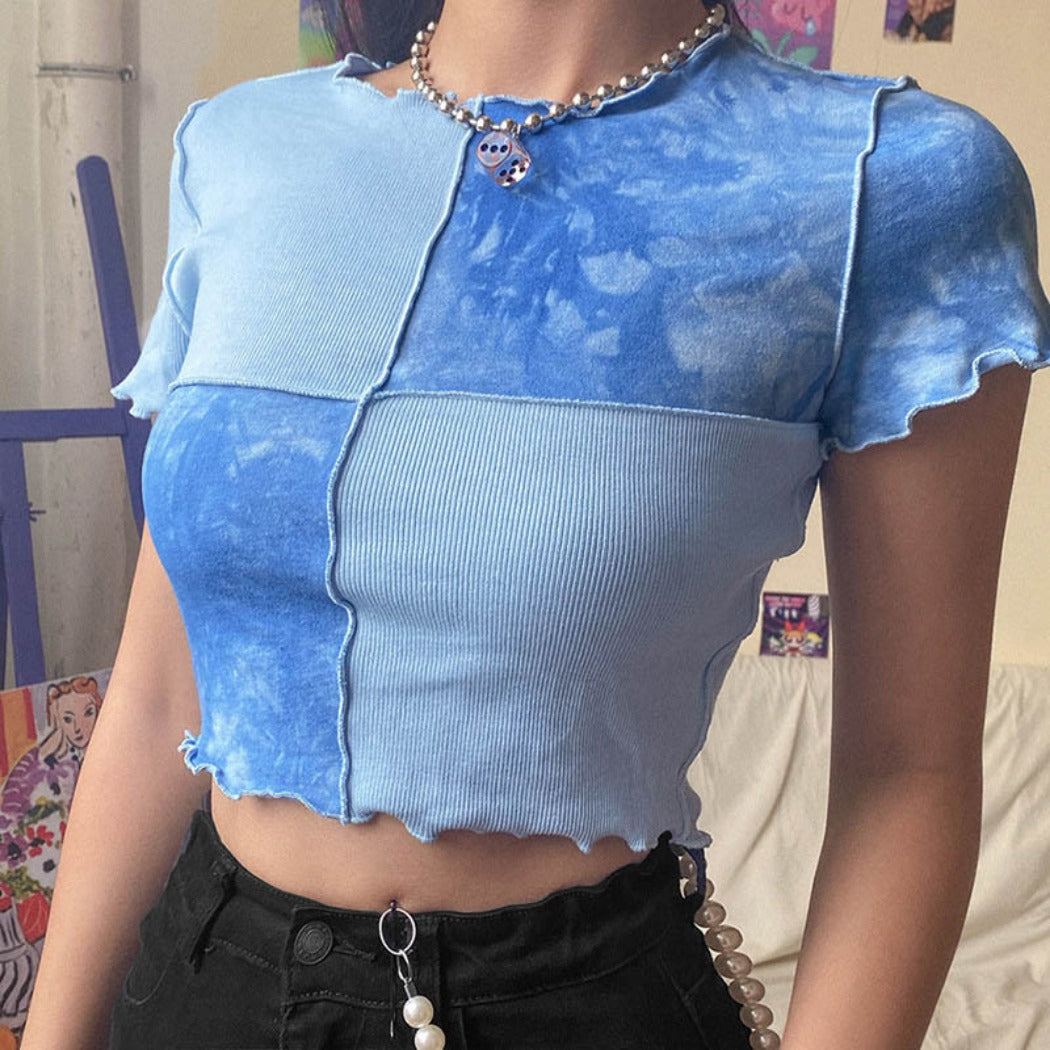 Vesty - Crop Top with Ruffle Detail - Chic & Sexy