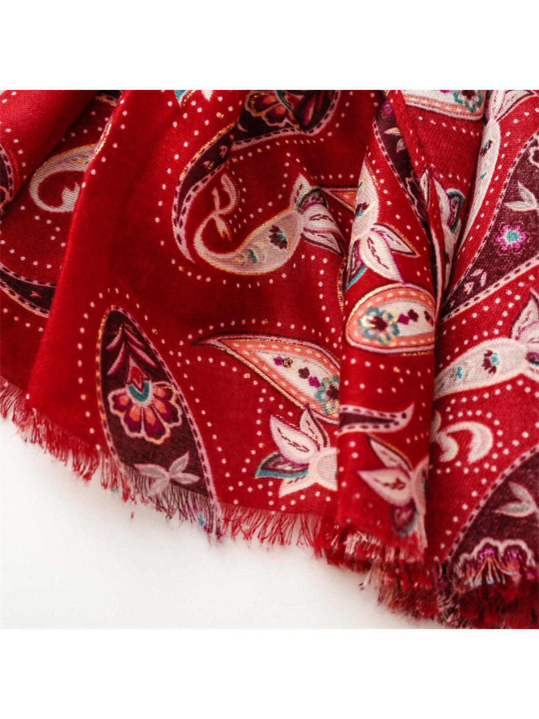 Scarvii - Vintage Paisley Pattern Scarf