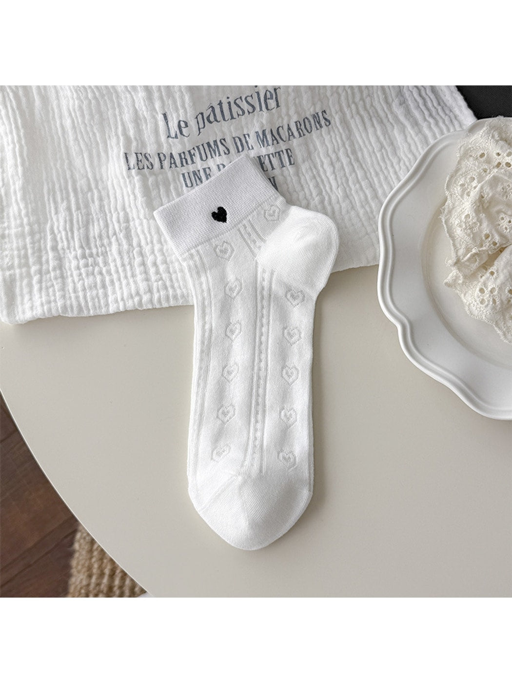 Rufia - Openwork Heart Motif Ankle Socks