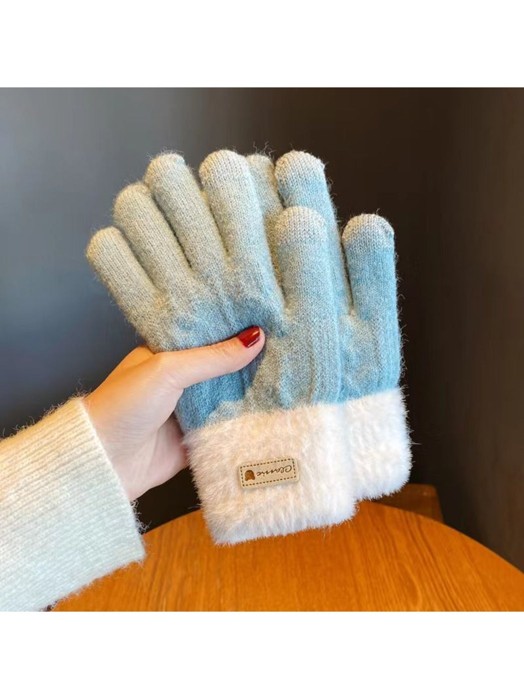 Gloving – Plush Knit Winter Gloves