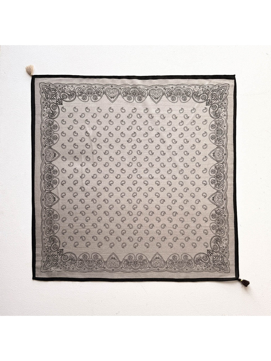 Scarvii - Classic Paisley Border Printed Square Scarf