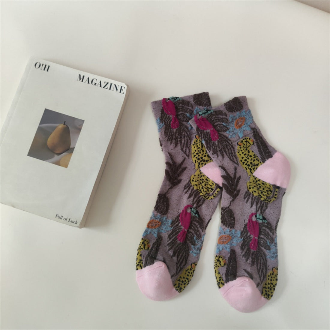 Rufia - Elegant Vintage Floral Pattern Crew Socks