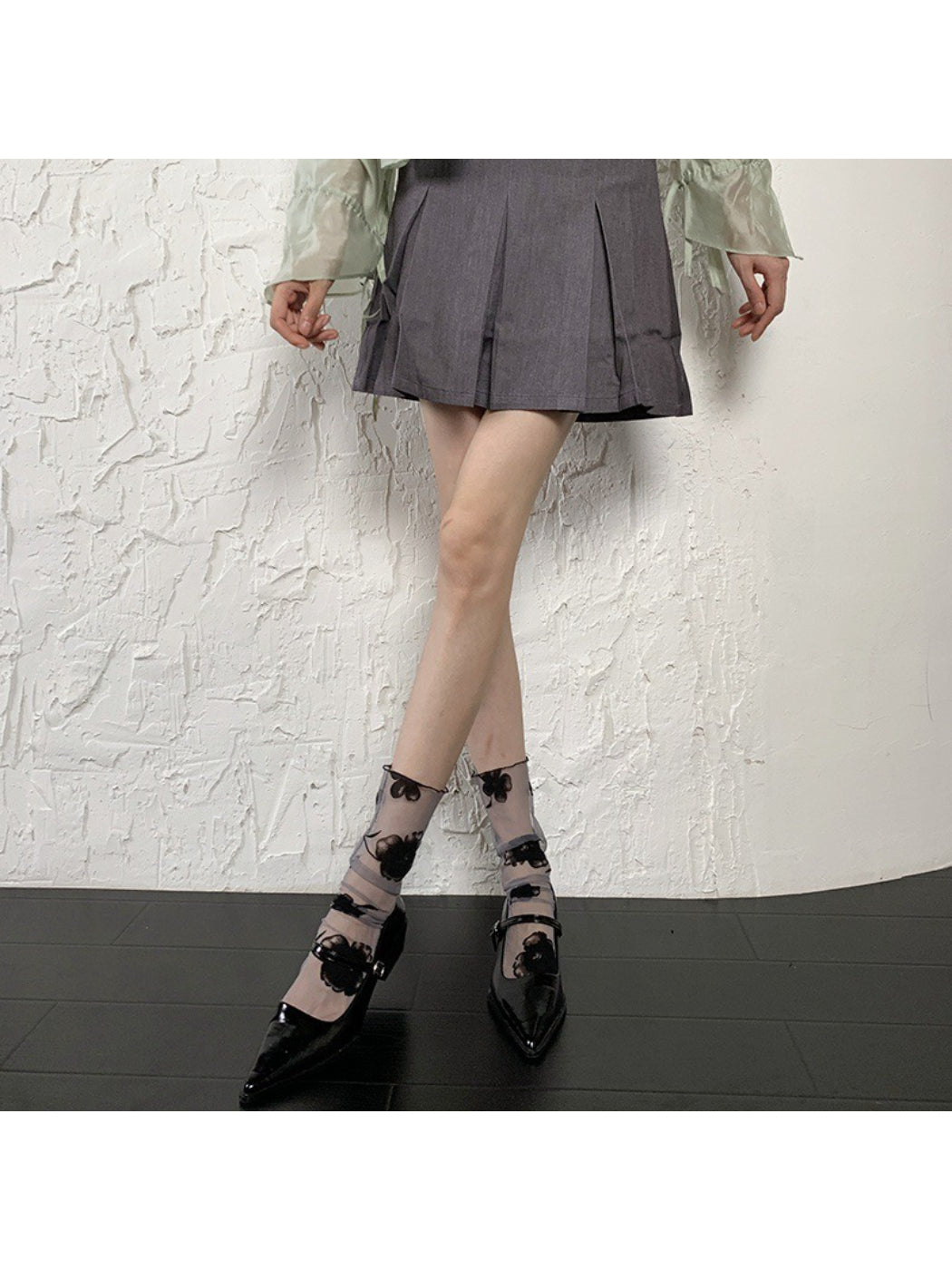 Rufia - Sheer Floral Crew Socks product image 4