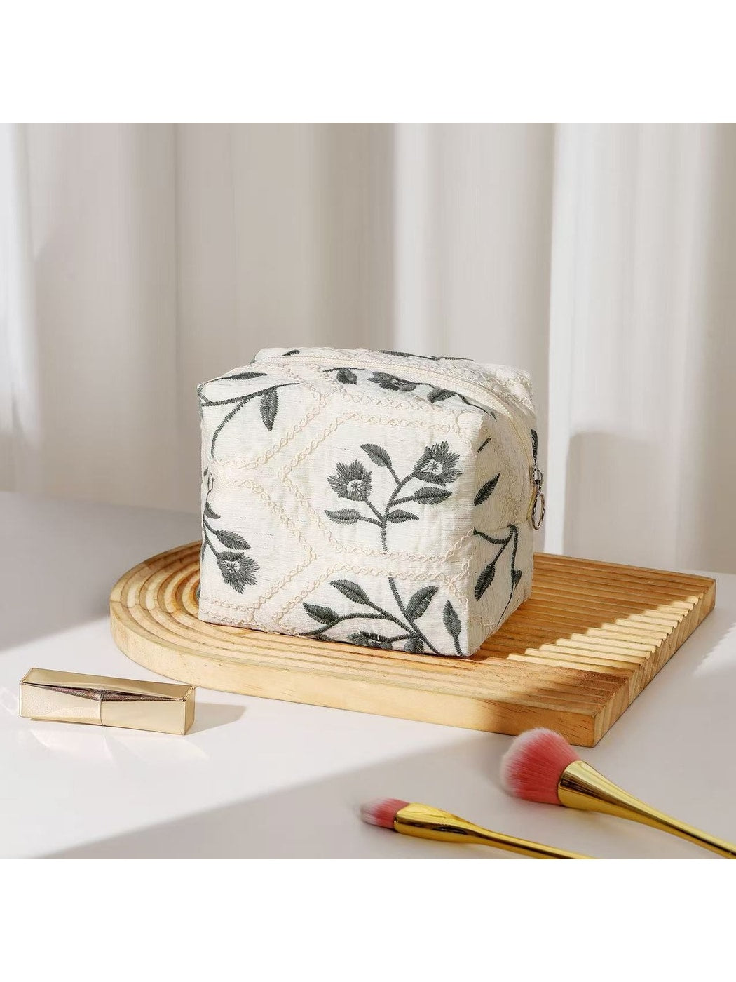 Cosbai - Women's Floral Print Handheld Cosmetic Bag
