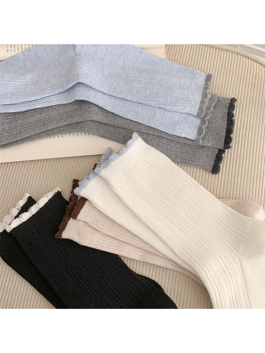 Rufia - Contrast Ruffle Trim Casual Crew Socks