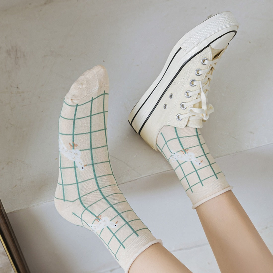 Rufia - Floral Lace Trim Mid-Calf Socks