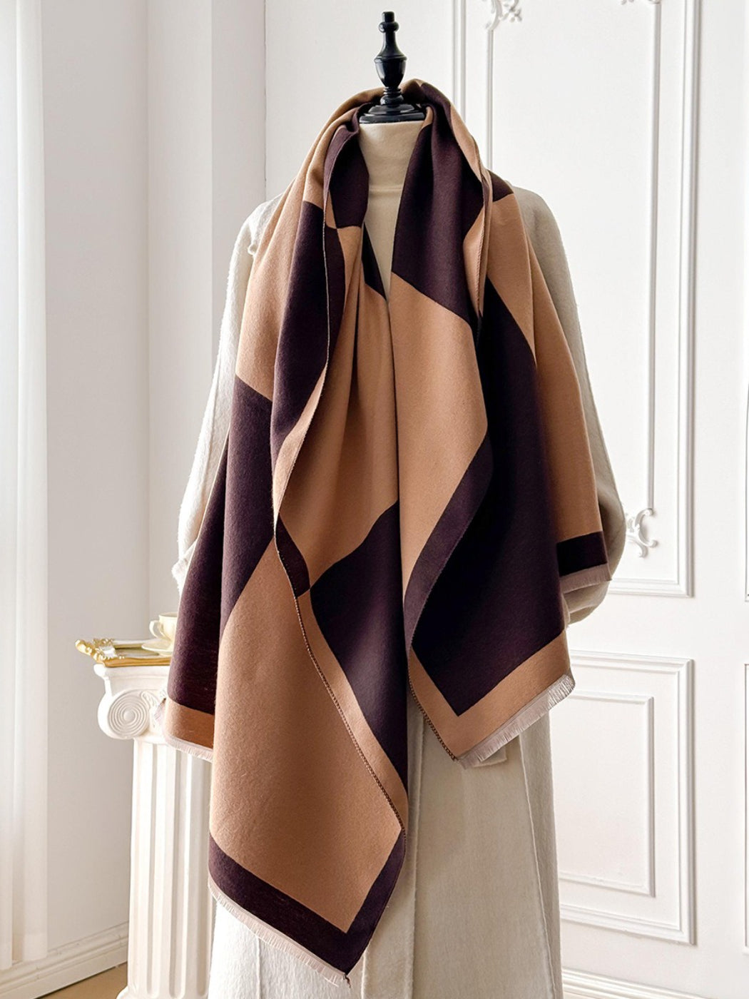 Scarvii – Modern Geometric Winter Scarf & Shawl