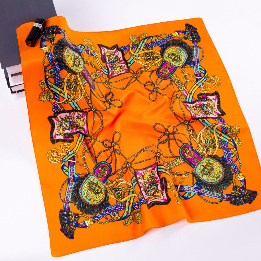 Scarvii - Vintage Print Square Scarf for Stylish Outfits