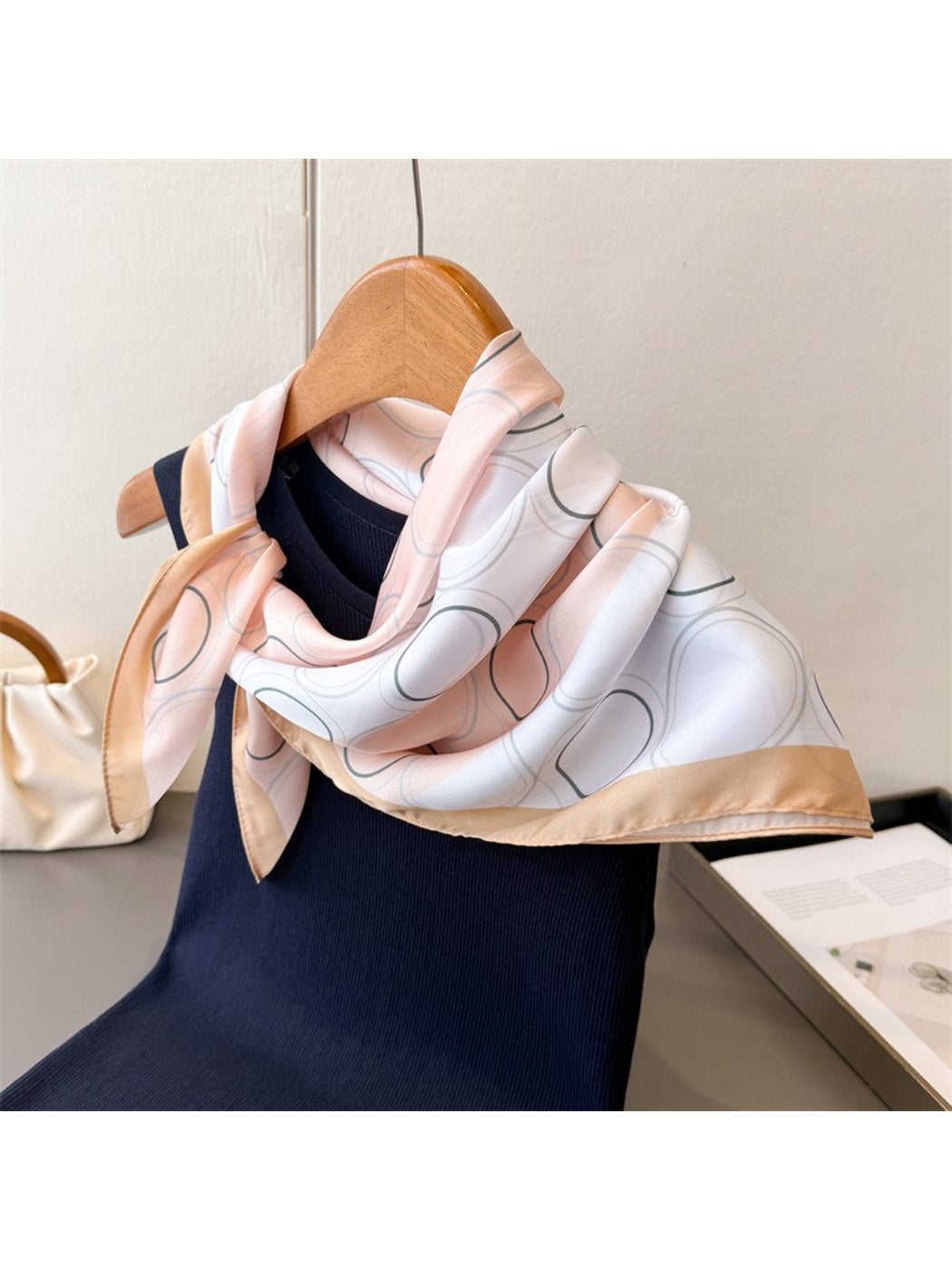 Scarvii - Bubble Ring Pattern Square Scarf