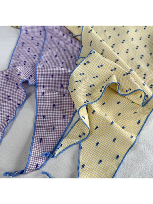 Scarvii - Retro Dot Trim Triangle Bandana