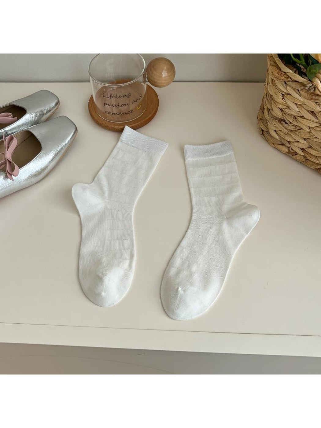 Rufia - Sweet Style Pink and White Crew Socks