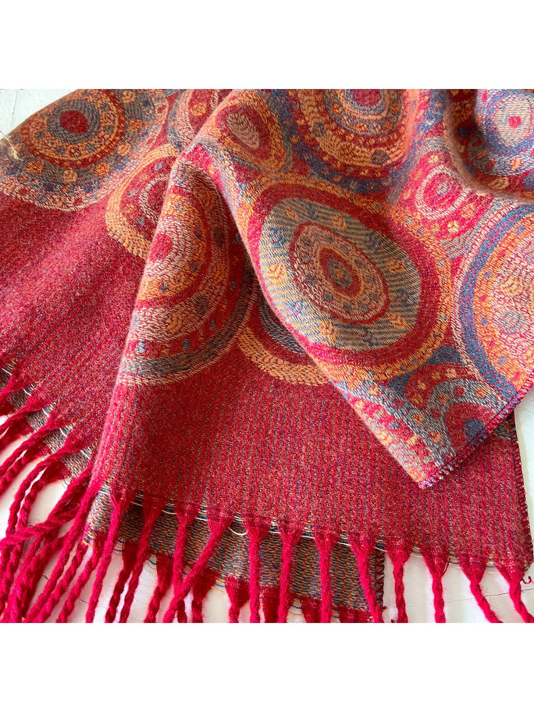 Scarvii – Circle Pattern Fringe Scarf & Wrap