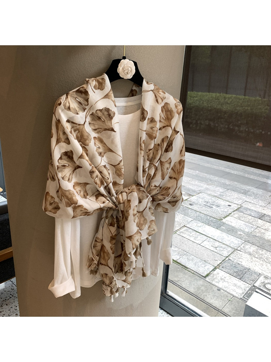 Scarvii - Elegant Botanical Print Shawl Scarf