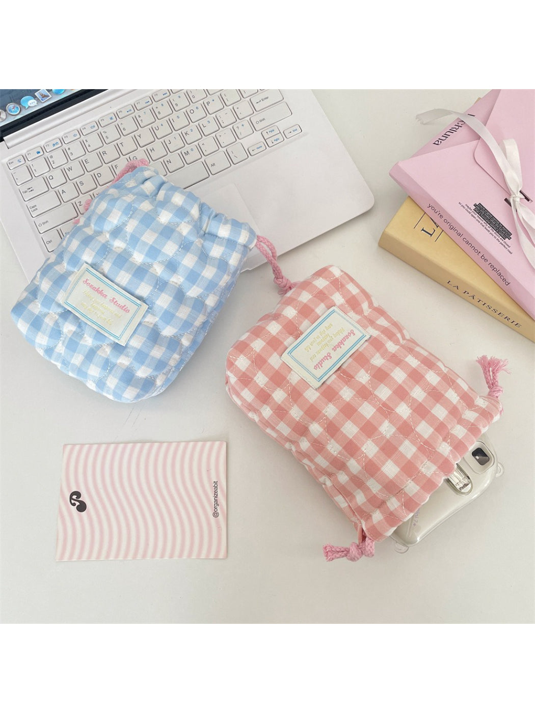 Cosbai - Gingham Padded Drawstring Pouch Bag