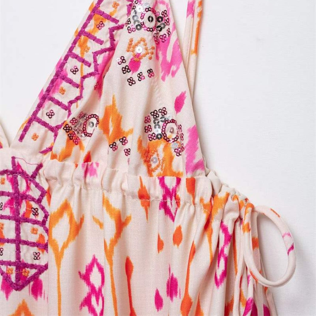 Vesty - V-neck Floral Strap Top - Playful & Soft