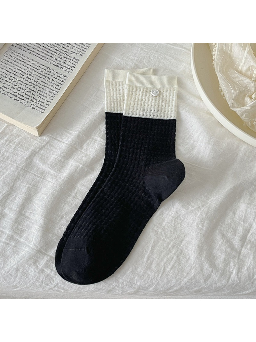 Rufia - Waffle Knit Button Detail Crew Socks product image 7