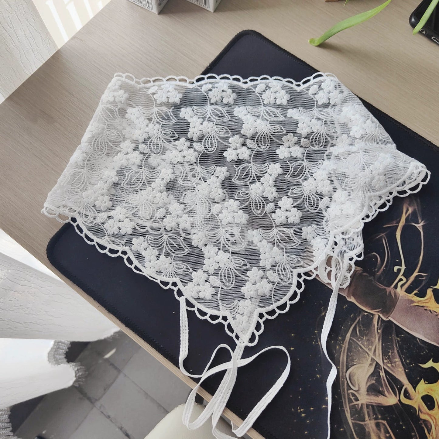 Scarvii - Summer Beige Lace Headscarf
