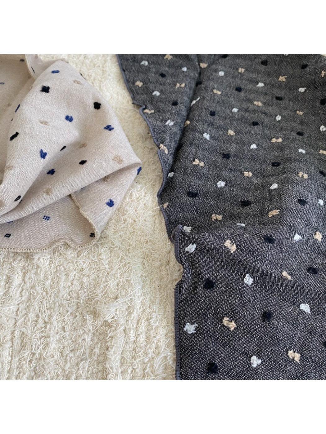 Scarvii - Mini Dot Triangle Scarf