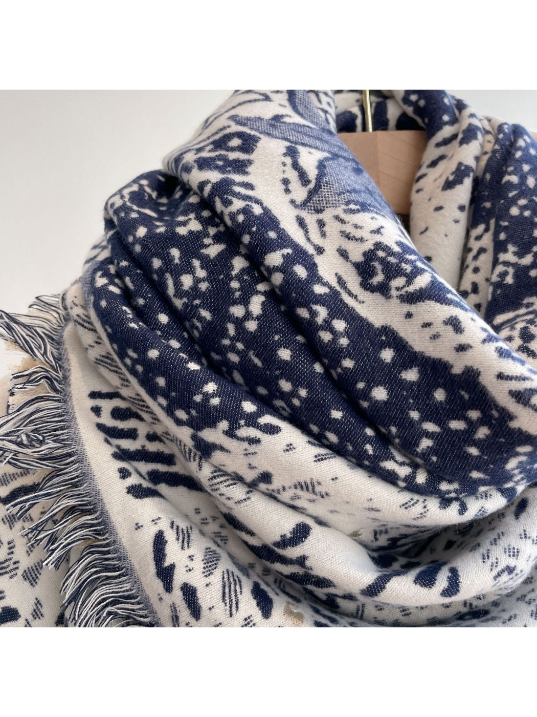 Scarvii - Botanical Scene Reversible Scarf