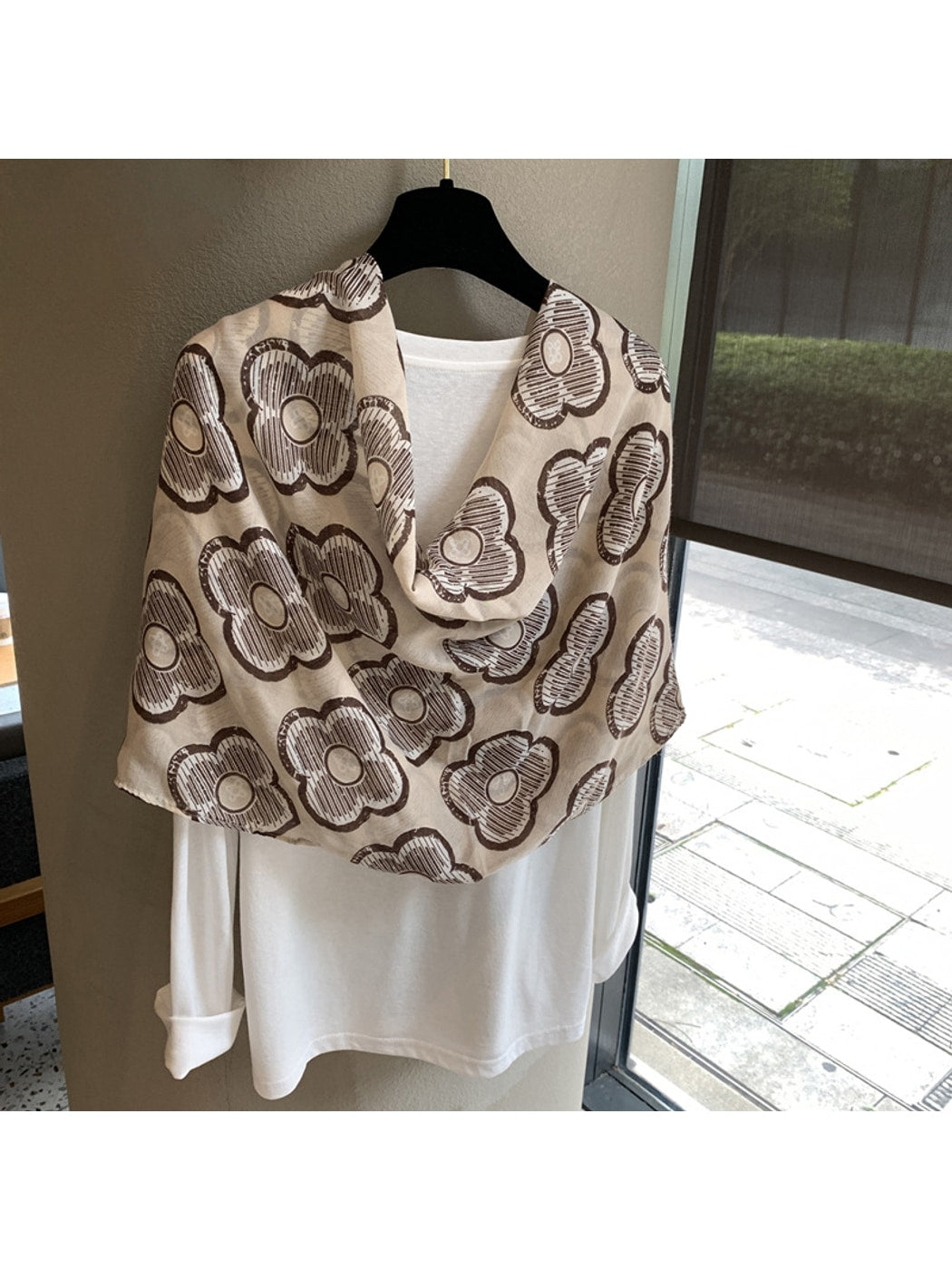 Scarvii - Clover Print Tassel Trim Rectangular Shawl